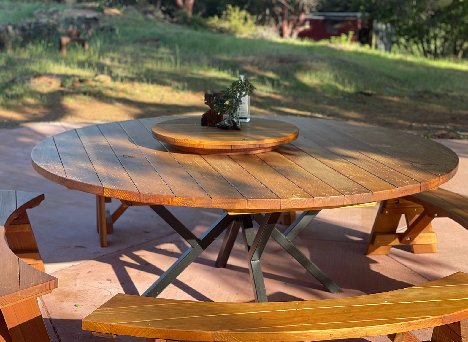 Round wood on sale patio table